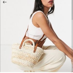 Straw crossbody bag Beige